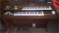 James piano & organ