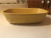 Yellow Bee Ceramic Baker