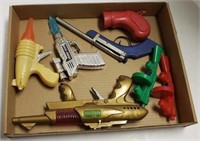 Vtg Toy Gun Lot w/ Rayguns, Tommy Guns, and more