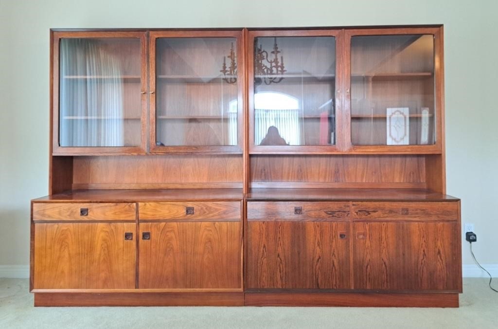 Elegant 2 piece Rosewood cabinet.