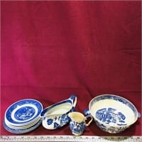 Lot Of Vintage "Blue Willow" Dishes