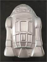 Wilton R2-D2 cake pan 1980