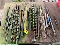 Lot large drill bits