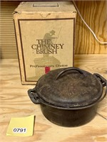 Griswold No. 6 Dutch Oven