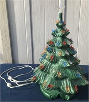 McNees Mold M-5099 Ceramic Christmas Tree