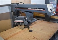 CRAFTSMAN RADIAL ARM SAW ON CABINET WITH 6