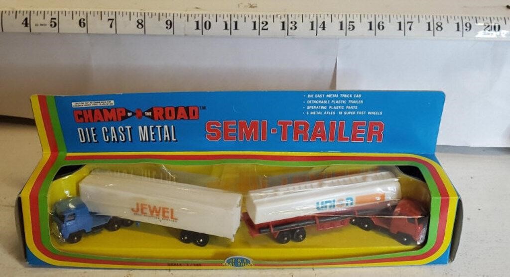 1/100 Scale Transport Trucks