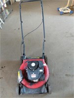 Yard Machines lawn mower. 21" cut width. Turns