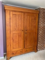 ANTQIUE PINE WARDROBE