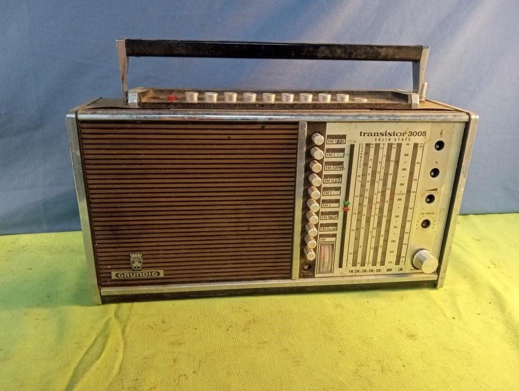Vintage Grundig transistor 3005 Solid State