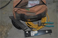 bag with spacers, extention cord, pull bar