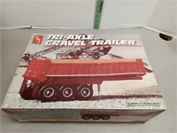 AMT tri Axle gravel trailer model kit, 1/25th