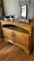 Buffet / tv stand (No Contents )4ft.x38x18