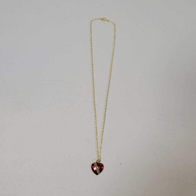 Heart Pendant & Gold Toned Necklace