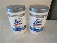 2 new lysol wipes