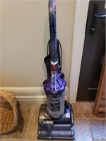 Dyson Air Muscle Vacuum