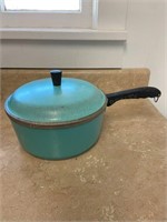 Club Cookware Pan w/Lid & Accessories