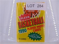 Fleer Basketball 1990 Trading Card Pack