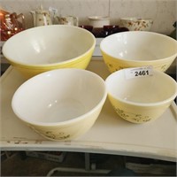 Vintage Pyrex Yellow (1) & Shenandoah Pattern