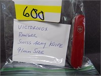 VICTORINOX  RANGER SWISS ARMY KNIFE