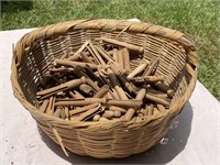 Vintage Basket And Clothes Pins