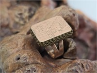 Vintage Ladies' 10K Gold Engraved Ring