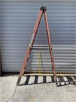 Green Bull 8 Ft Fiberglass Ladder