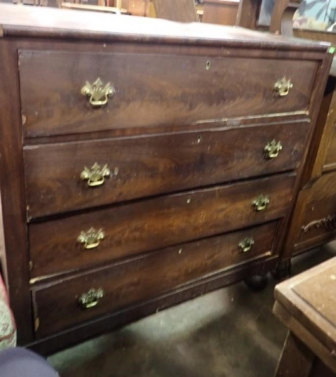 4 DRAWER BALL FOOT CHEST 40"