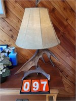 antler lamp table top height