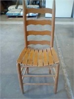 Wood accent chair