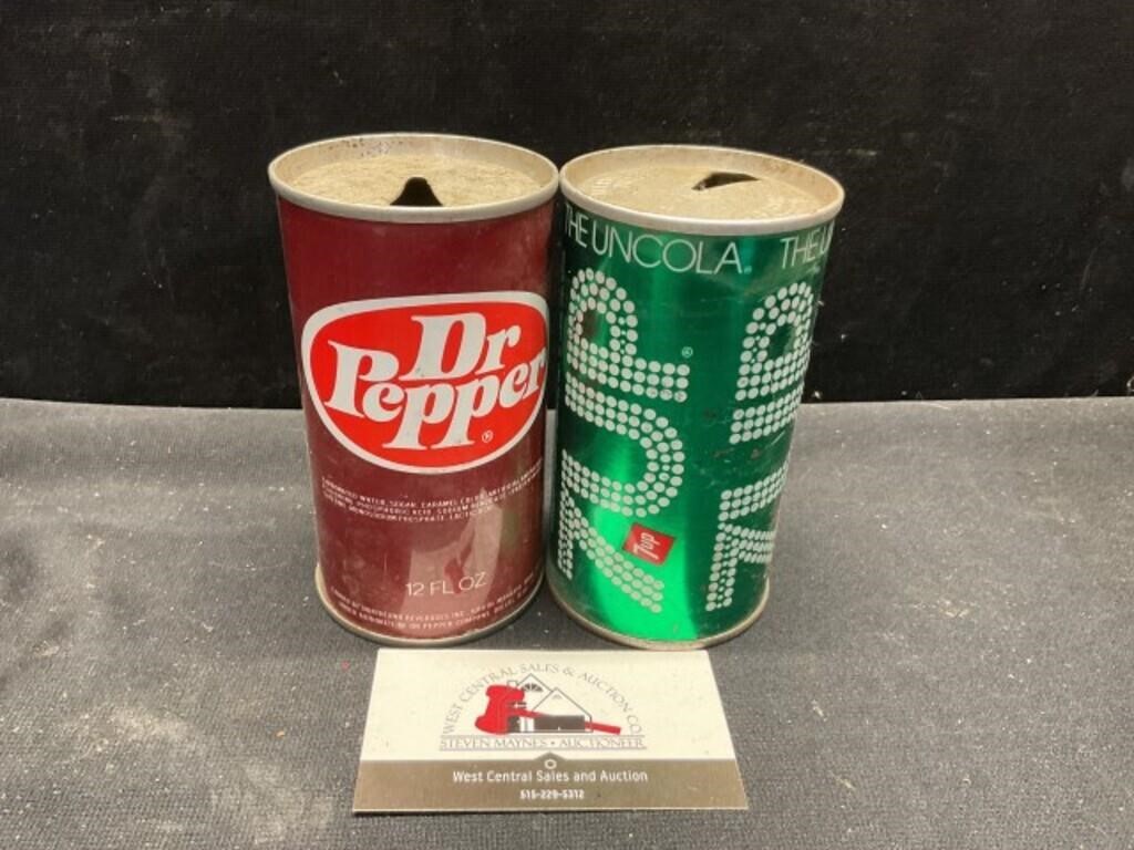Vintage Dr Pepper and 7Up Cans