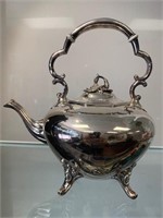 Vintage Silver Plate Teapot (a)