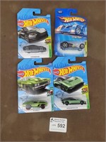 4 Hotwheels (new in package)