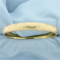 Wave Design Bangle Bracelet in 14k Yellow Gold