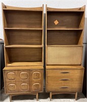 (Q) Pair of wooden bookcases approx 31? x 17? x