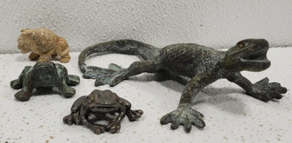 Lot of 4 Lizard Frog Metal and Other Small Pieces