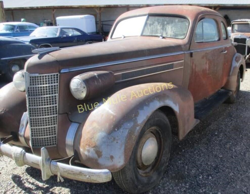 1937 Olds Coupe w/title, motor turns over