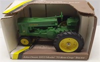 1/16 Ertl John Deere 70 Row-Crop Tractor In Box