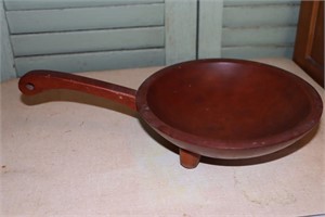 Munising  footed bowl with handle