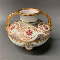 Fine Wedgwood-England Footed Vase