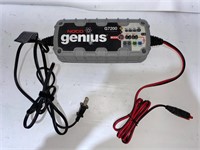 NOCO GENIUS HOUSEHOLD AUTOMOTIVE BATTERY CHARGER