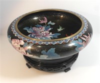 VINTAGE LARGE DECORATIVE CHINESE CLOISONNE BOWL