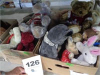 Two lots of stuffed animals