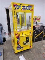 Toy Chest arcade with accepts $Bill