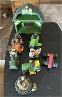 8 Farm Toys
