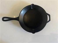 Foam frying pan prop