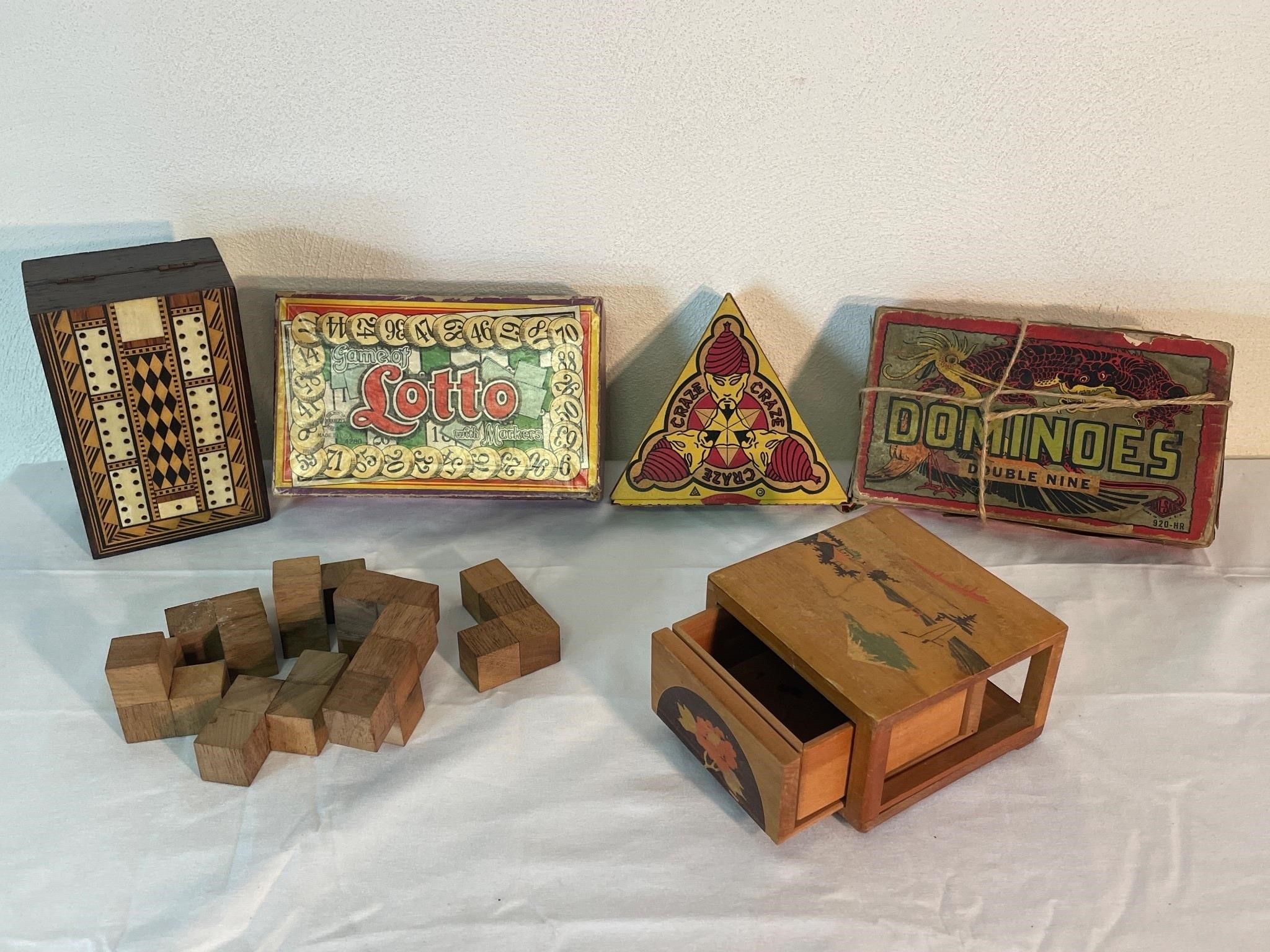 Antique games and boxes