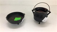 (2) cast iron kettles: (1) Jamestown (1) Kenmore