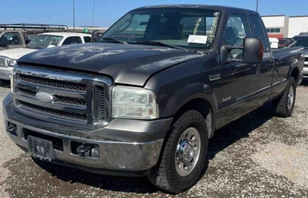 2005 Ford F-250 Super Duty (CA)