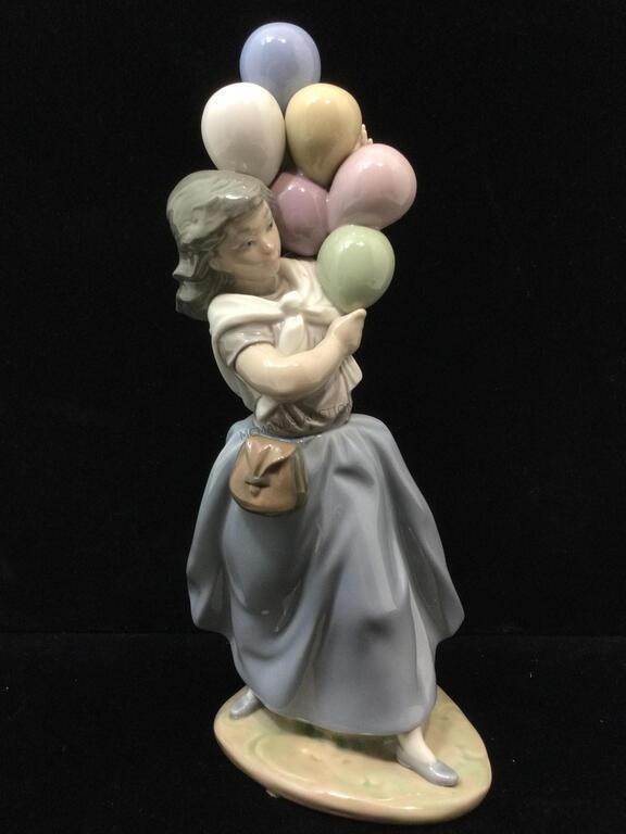Lladro Porcelain Figurine ‘Balloon Seller’ 11in H